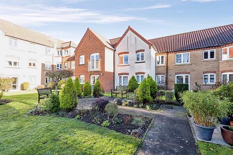 1 bedroom apartment for sale, Ainsworth Court, Holt NR25