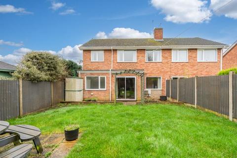 3 bedroom semi-detached house for sale, Earlswood Road, Kingswinford DY6