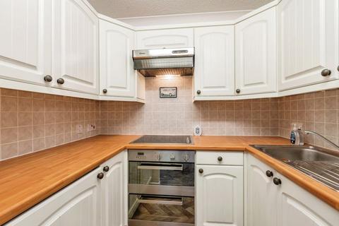 1 bedroom flat for sale, The Grangeway, Winchmore Hill N21