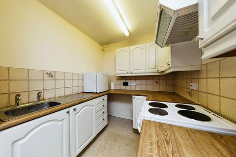 1 bedroom apartment for sale, Gable Lodge, West Wickham BR4