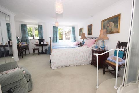 2 bedroom flat for sale, Warham Road, Croydon CR2