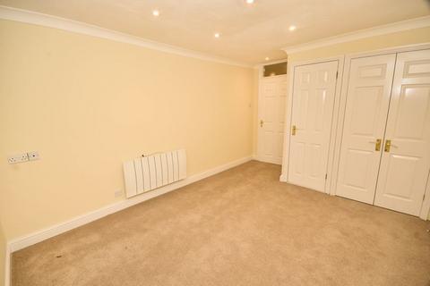 1 bedroom flat for sale, Chapel Road, Ashford TN25