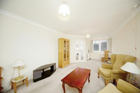 1 bedroom apartment for sale, Bradbury Court, Raynes Park SW20