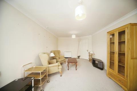 1 bedroom apartment for sale, Bradbury Court, Raynes Park SW20