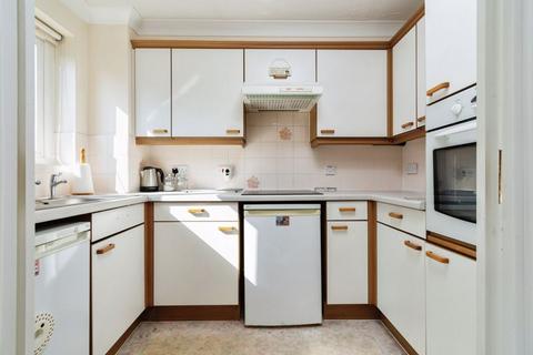 1 bedroom flat for sale, Warham Road, Croydon CR2