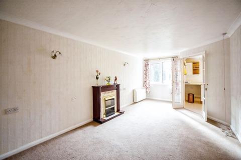 1 bedroom flat for sale, Waterloo Road, Tonbridge TN9