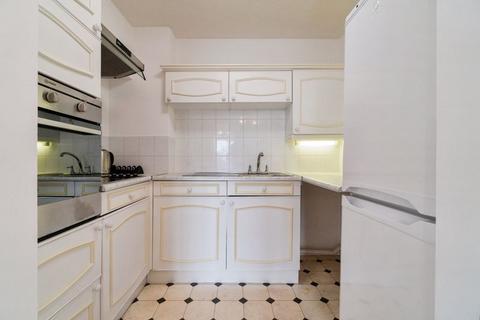 1 bedroom flat for sale, Thicket Road, Sutton SM1