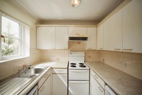 1 bedroom flat for sale, Park Terrace, Minehead TA24