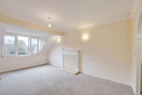 1 bedroom flat for sale, 18 Queens Park West Drive, Bournemouth BH8