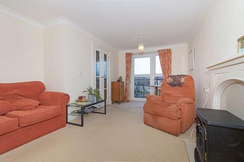 2 bedroom flat for sale, Trevithick Road, Camborne TR14