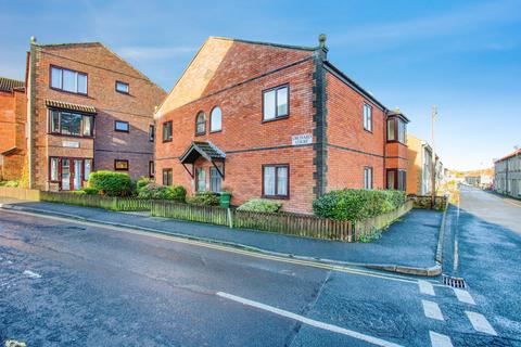 2 bedroom apartment for sale, Orchard Court, Street BA16