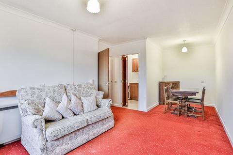 1 bedroom flat for sale - New Barn Avenue, Cheltenham GL52
