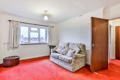 1 bedroom flat for sale, New Barn Avenue, Cheltenham GL52