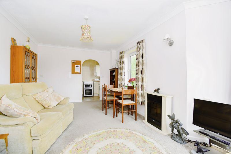 Exeter Road, Exmouth EX8 1 bed flat for sale £88,000