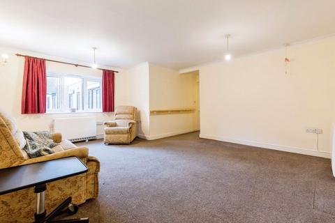 2 bedroom flat for sale, Tregolls Road, Truro TR1