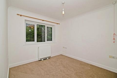 2 bedroom flat for sale, Tregolls Road, Truro TR1