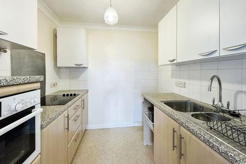 2 bedroom flat for sale, 70 East Street, Bridport DT6