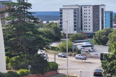 1 bedroom flat for sale, Seldown Lane, Poole BH15