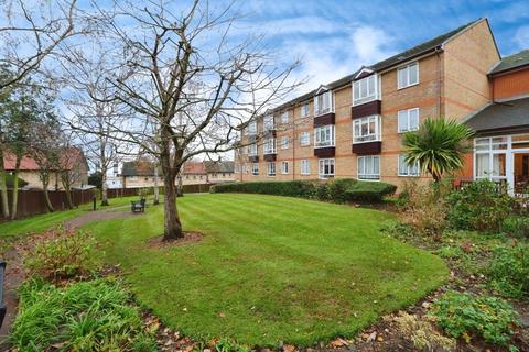 2 bedroom flat for sale, Thicket Road, Sutton SM1