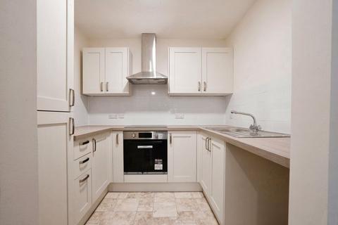 2 bedroom flat for sale, Thicket Road, Sutton SM1