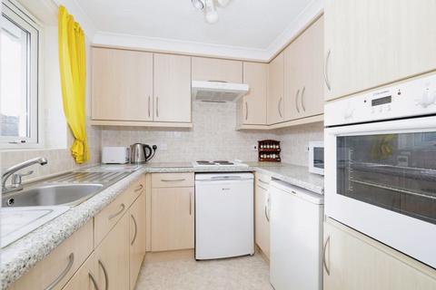 2 bedroom flat for sale, East Terrace, Penzance TR18