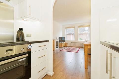 1 bedroom flat for sale, Knotts Lane, Canterbury CT1