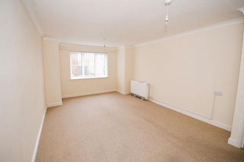 2 bedroom flat for sale, Dorothy Crescent, Skegness PE25