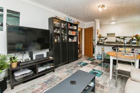 2 bedroom apartment for sale, Cloverdale Court, Lyme Regis DT7
