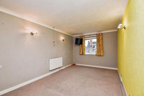 2 bedroom flat for sale - Hampsfell Road, Grange-over-Sands LA11
