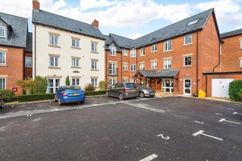 2 bedroom flat for sale - High Street, Newent GL18