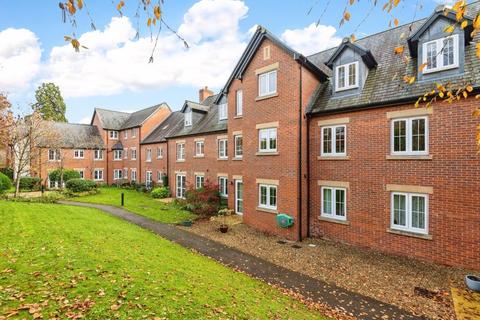 2 bedroom flat for sale - High Street, Newent GL18