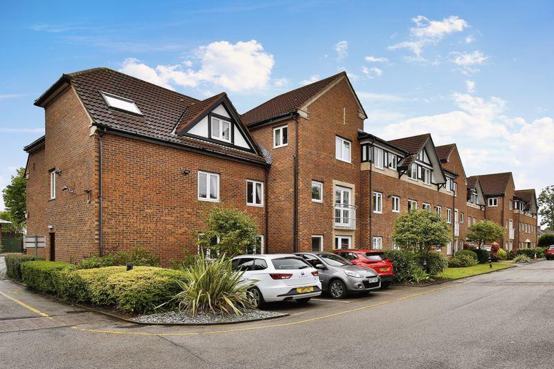 Dixons Bank, Middlesbrough TS7 2 bed flat £90,000