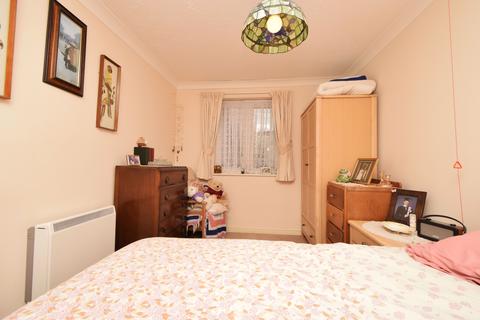 1 bedroom apartment for sale, Greenwood Court, Epsom KT18