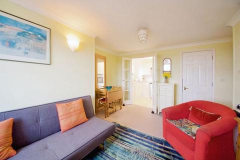 1 bedroom flat for sale, 24a Church Crescent, Muswell Hill N10