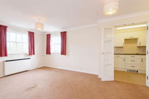 1 bedroom flat for sale, Station Road West, Canterbury CT2