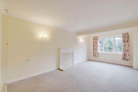 1 bedroom flat for sale, 18 Queens Park West Drive, Bournemouth BH8