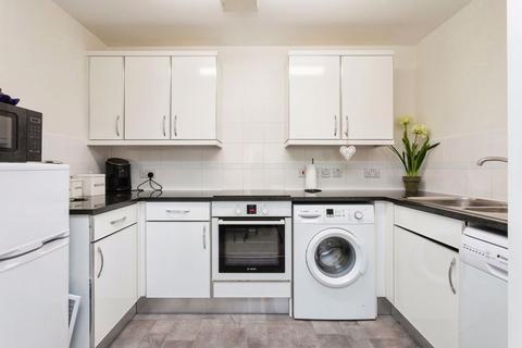 1 bedroom flat for sale - 40 Stafford Road, Caterham CR3