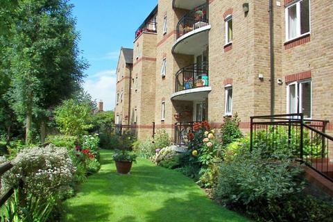 1 bedroom flat for sale, Church Street, St Neots PE19