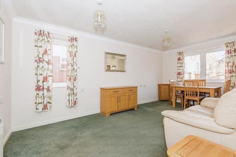 1 bedroom flat for sale, 7-9 The Parade, Epsom KT18