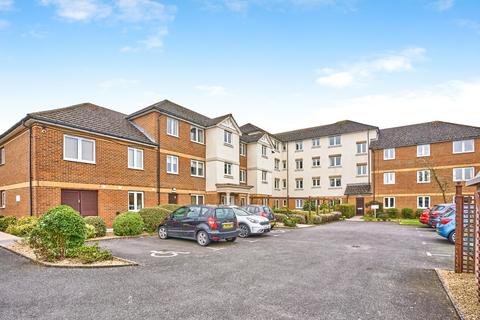 1 bedroom apartment for sale, Perrin Court, Ashford TW15