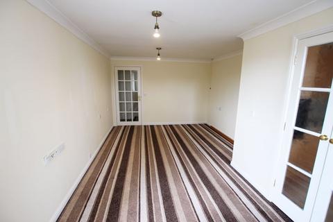 2 bedroom flat for sale, Manor Avenue, Manchester M41