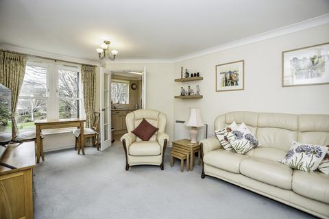 2 bedroom apartment for sale, Nelson Court, Windmill Hill DA12