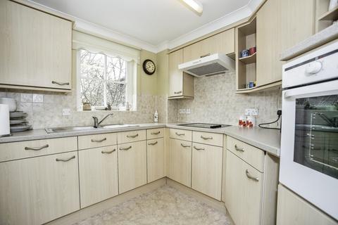 2 bedroom apartment for sale, Nelson Court, Windmill Hill DA12