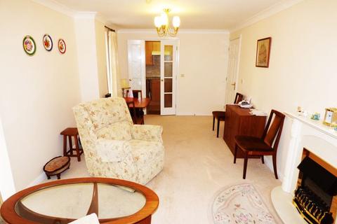 1 bedroom flat for sale - Crown Street, Stone ST15