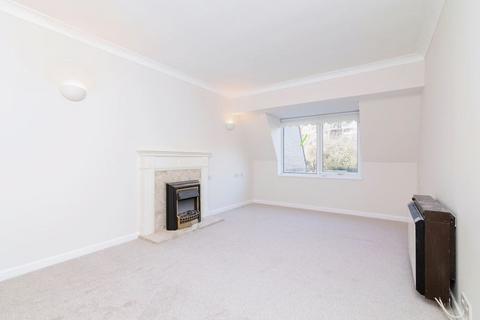 1 bedroom flat for sale, The Grangeway, Winchmore Hill N21