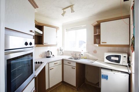 1 bedroom flat for sale, Chapelfields, Frodsham WA6