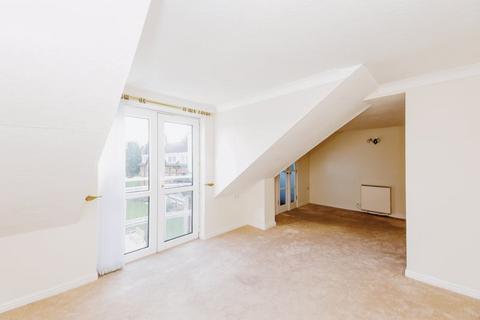 2 bedroom flat for sale, Dryden Road, Gateshead NE9
