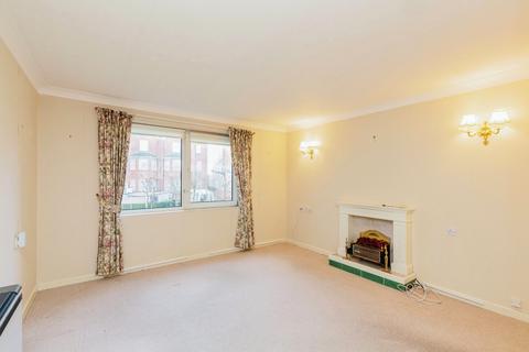 1 bedroom apartment for sale, Poplar Court, Lytham St. Annes FY8
