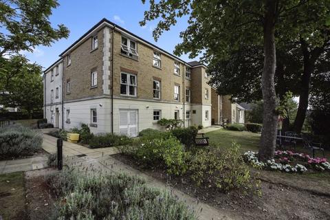 1 bedroom flat for sale, Glen View, Gravesend DA12