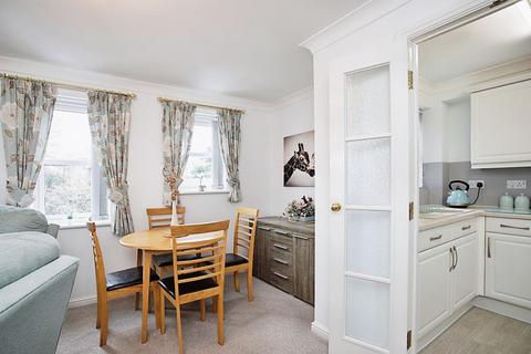 2 bedroom flat for sale, Larchfield Street, Darlington DL3